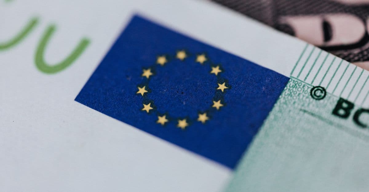 Imagen de recurso de la sección de actualidad: Albares viaja a Bruselas para reunirse con el comisario de Comercio de la UE