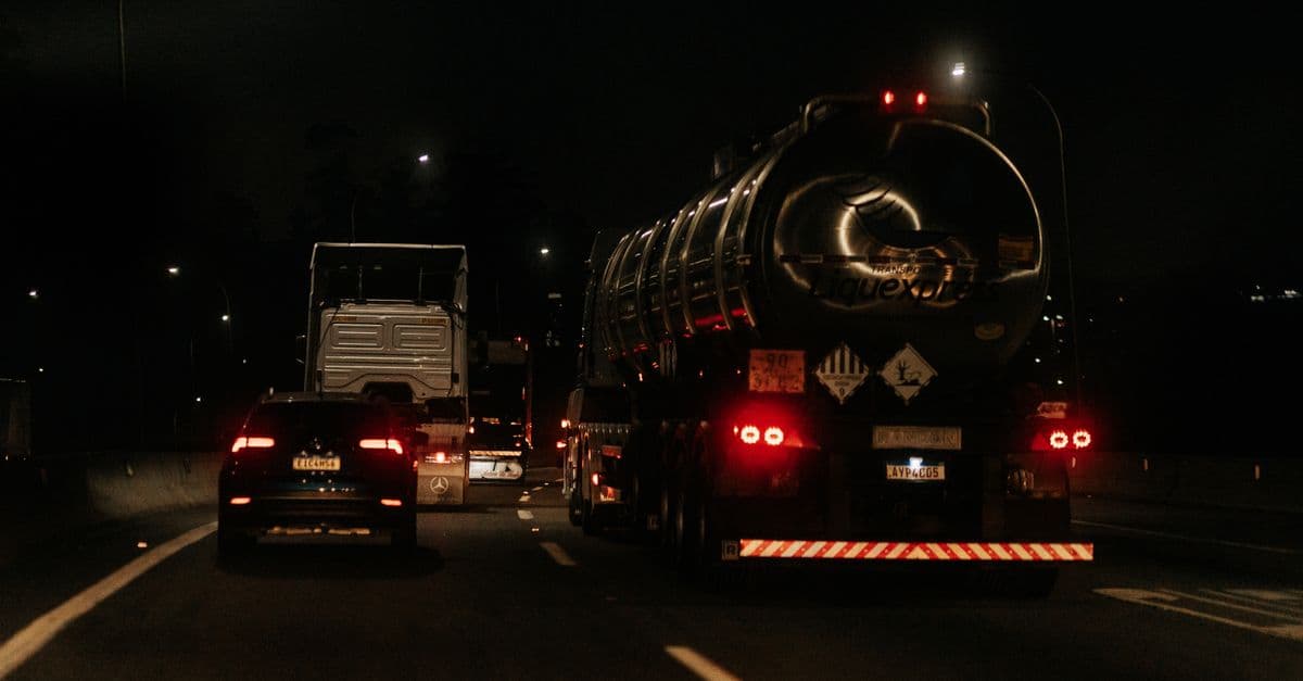 Imagen de recurso de la sección de actualidad: Accidente de camión cisterna bloquea la AP‑7 durante casi 10 horas