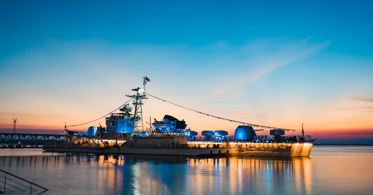 Imagen de recurso de la sección de tecnología: USS Zumwalt volverá a flota en 2026 con misiles hipersónicos