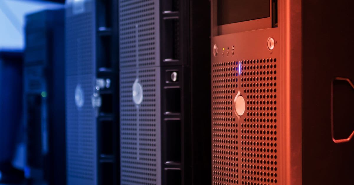 Imagen de recurso de la sección de tecnología: Problemas de alineación obligan a OpenAI a añadir un 20 % de cómputo extra a la inferencia